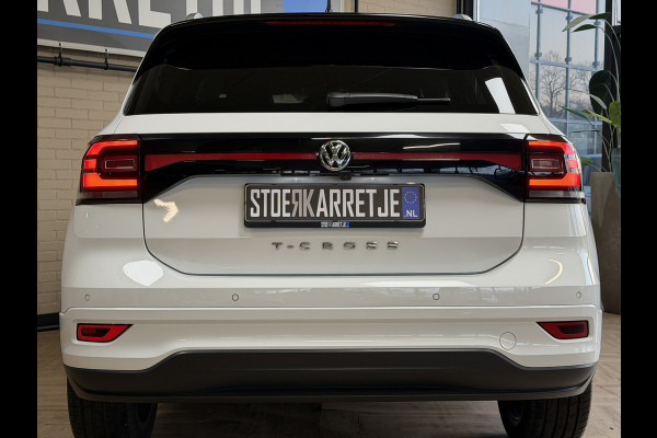 Volkswagen T-Cross 1.5 TSI 150 ACT R-Line | Navi | Beats | Camera | Virtual cockpit | 18" | ACC | Dodehoek | 100% Onderhouden!