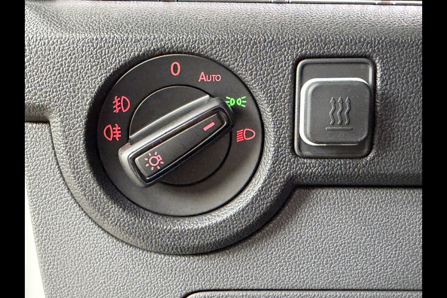 Volkswagen T-Cross 1.5 TSI 150 ACT R-Line | Navi | Beats | Camera | Virtual cockpit | 18" | ACC | Dodehoek | 100% Onderhouden!