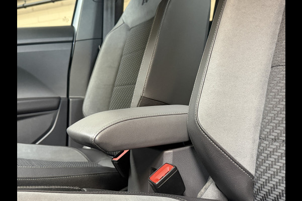 Volkswagen T-Cross 1.5 TSI 150 ACT R-Line | Navi | Beats | Camera | Virtual cockpit | 18" | ACC | Dodehoek | 100% Onderhouden!