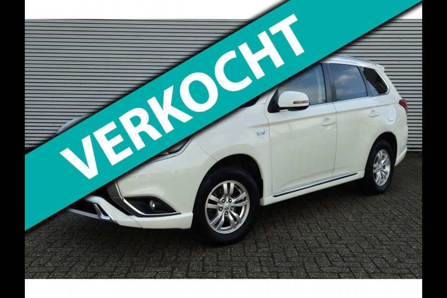 Mitsubishi Outlander 2.4 PHEV Pure Trekhaak Navi