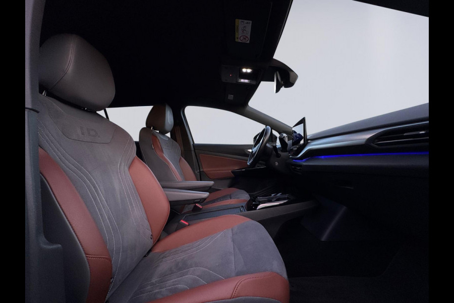 Volkswagen ID.4 First 77 kWh, achteruitrijcamera, 20 inch, wegklapbare trekhaak , stoelverwarming, 1 e eigenaar, NL auto met nap