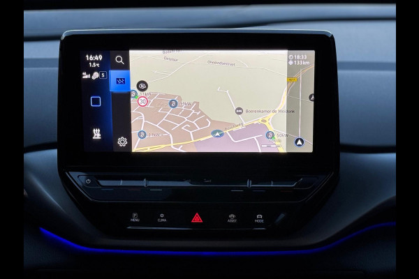 Volkswagen ID.4 First 77 kWh, achteruitrijcamera, 20 inch, wegklapbare trekhaak , stoelverwarming, 1 e eigenaar, NL auto met nap