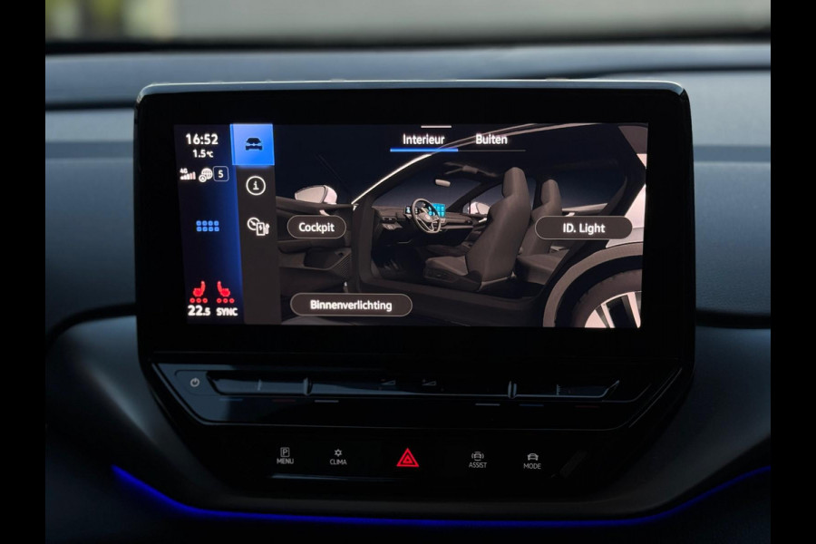 Volkswagen ID.4 First 77 kWh, achteruitrijcamera, 20 inch, wegklapbare trekhaak , stoelverwarming, 1 e eigenaar, NL auto met nap