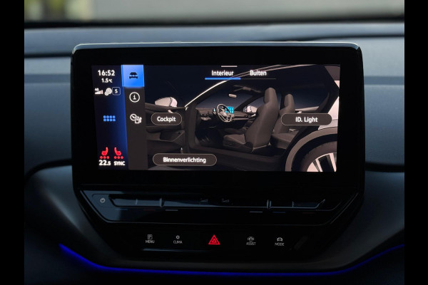 Volkswagen ID.4 First 77 kWh, achteruitrijcamera, 20 inch, wegklapbare trekhaak , stoelverwarming, 1 e eigenaar, NL auto met nap