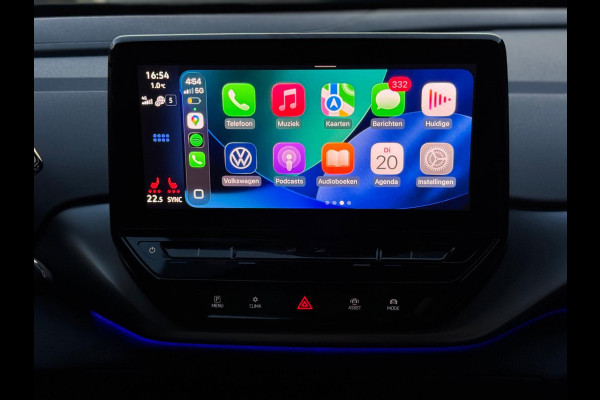 Volkswagen ID.4 First 77 kWh, achteruitrijcamera, 20 inch, wegklapbare trekhaak , stoelverwarming, 1 e eigenaar, NL auto met nap