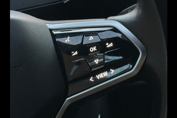 Volkswagen ID.4 First 77 kWh, achteruitrijcamera, 20 inch, wegklapbare trekhaak , stoelverwarming, 1 e eigenaar, NL auto met nap