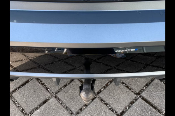 BMW X1 xDrive30e M-SPORT ** FROZEN GREY / MOKKA LEDER, FULL OPTIONS, PANO, TREKH, 20-inch LMV, INNOVATION ** Ex BMW-AG ** ** INFORMEER OOK NAAR ONZE AANTREKKELIJKE FINANCIAL-LEASE TARIEVEN **