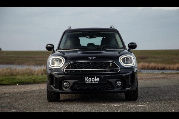 MINI Countryman 1.5 Cooper S E ALL4 Essential CAMERA / NAVI / CARPLAY / AIRCO / ZWART / STOELVERWARMING