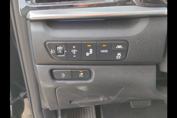 Kia e-Niro ExecutiveLine 64kWh SOH 100% Leer Warmtepomp Adaptive-Cruise Elek.Stoel+Memory JBL®-Audio Camera Apple Carplay Android Pdc Navi  Stoelverwarming+Koeling Stuurverwarming Lmv Privacy Glas DAB Vess Lane Assist Blind Spot 1e Eigenaar Origineel Nederlandse Auto