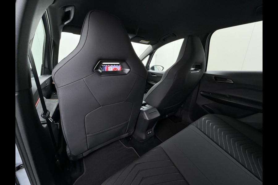 CUPRA Born Edition 62kWh 3 Fase Navi Ecc Apple Carplay Android 18"lm Adaptive-Cruise Pdc SOH 93% Stoel+Stuurverwarming Privacy Glas Lmv Led Isofix DAB Bluetooth Rijstrooksensor 1e Eigenaar Origineel Nederlandse Auto Dealeronderhouden 11kw laden thuis