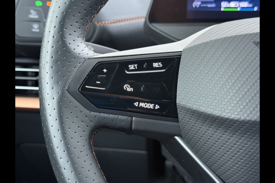 CUPRA Born Edition 62kWh 3 Fase Navi Ecc Apple Carplay Android 18"lm Adaptive-Cruise Pdc SOH 93% Stoel+Stuurverwarming Privacy Glas Lmv Led Isofix DAB Bluetooth Rijstrooksensor 1e Eigenaar Origineel Nederlandse Auto Dealeronderhouden 11kw laden thuis