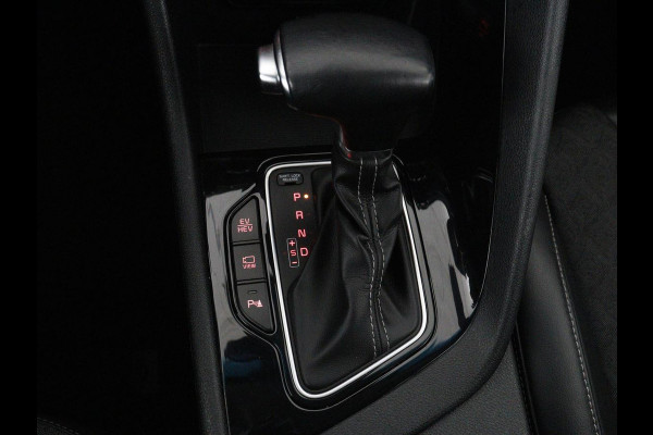 Kia Niro 1.6 GDi PHEV DynamicLine | Trekhaak | Adaptive cruise | Half leder | Camera | Carplay | Navigatie | Climate control | Bluetooth | Parkeerhulp