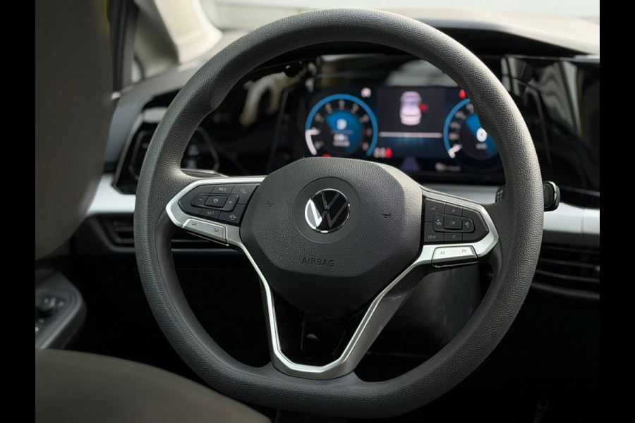 Volkswagen Golf 1.0 TSI Golf, trekhaak, adaptief cruise controle, 1 e eigenaar, NL auto met nationale auto pas