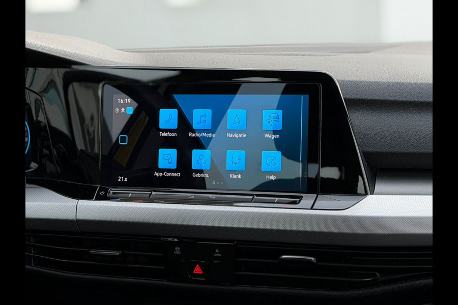 Volkswagen Golf 1.0 TSI Golf, trekhaak, adaptief cruise controle, 1 e eigenaar, NL auto met nationale auto pas