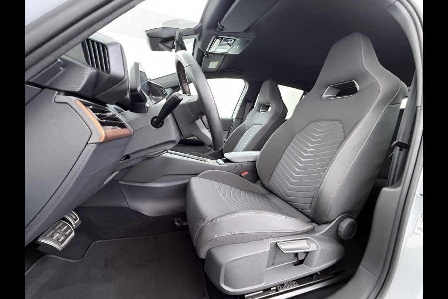 CUPRA Born Adrenaline One 62kWh 204pk 19" Camera Adap.Cruise Navi Ecc Apple Carplay Android Auto Pdc SOH 93% Stoel+Stuurverwarming Keyless advanced Led Lmv Privacy Glas Isofix Bluetooth Rijstrooksensor Origineel Nederlandse Auto