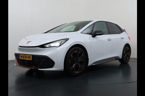 CUPRA Born Adrenaline One 62kWh 204pk 19" Camera Adap.Cruise Navi Ecc Apple Carplay Android Auto Pdc SOH 93% Stoel+Stuurverwarming Keyless advanced Led Lmv Privacy Glas Isofix Bluetooth Rijstrooksensor Origineel Nederlandse Auto