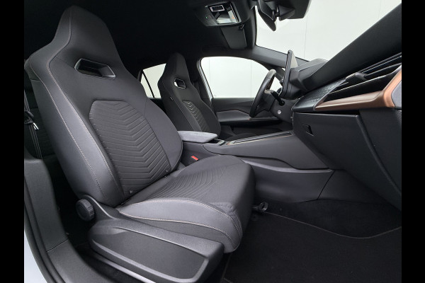 CUPRA Born Adrenaline One 62kWh 204pk 19" Camera Adap.Cruise Navi Ecc Apple Carplay Android Auto Pdc SOH 93% Stoel+Stuurverwarming Keyless advanced Led Lmv Privacy Glas Isofix Bluetooth Rijstrooksensor Origineel Nederlandse Auto