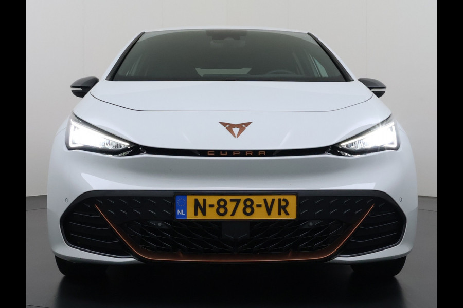 CUPRA Born Adrenaline One 62kWh 204pk 19" Camera Adap.Cruise Navi Ecc Apple Carplay Android Auto Pdc SOH 93% Stoel+Stuurverwarming Keyless advanced Led Lmv Privacy Glas Isofix Bluetooth Rijstrooksensor Origineel Nederlandse Auto
