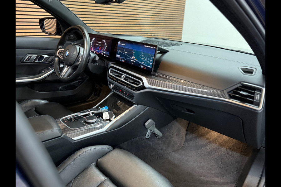 BMW 3 Serie Touring M340i xDrive LCI M-Sport Pro | FaceLift BOMvol!| M-Performance | Maxton Design | Tansaniet Blauw Individual |