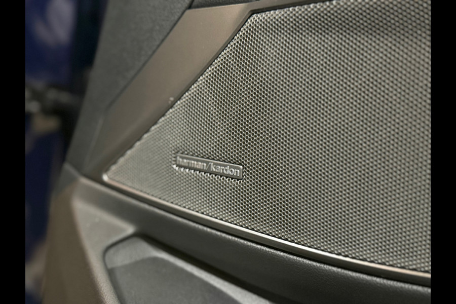 BMW 3 Serie Touring M340i xDrive LCI M-Sport Pro | FaceLift BOMvol!| M-Performance | Maxton Design | Tansaniet Blauw Individual |