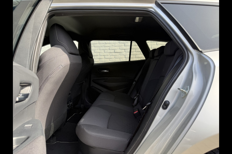 Toyota Corolla Touring Sports 2.0 Hybrid Team D | Trekhaak | CarPlay | ACC | Camera | LED | 17 inch
