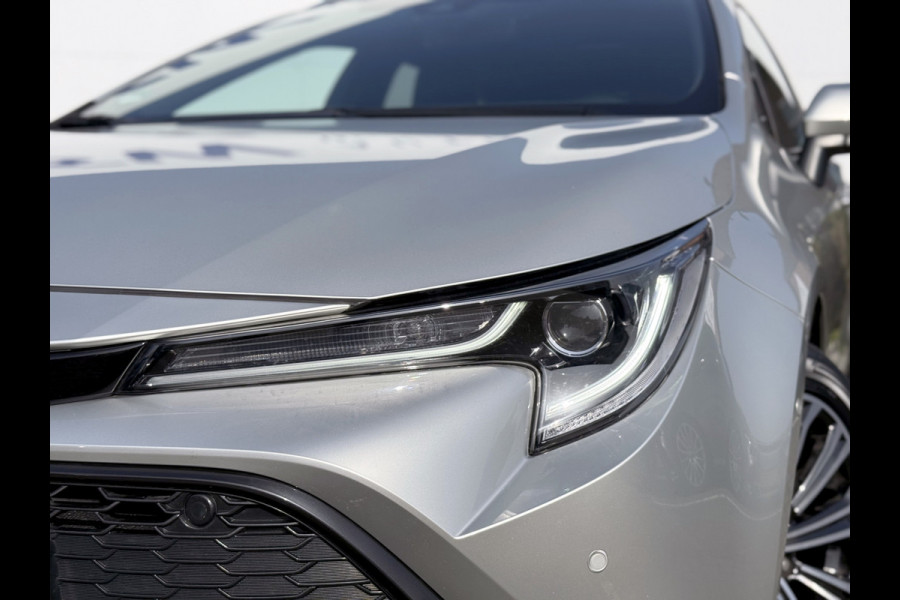 Toyota Corolla Touring Sports 2.0 Hybrid Team D | Trekhaak | CarPlay | ACC | Camera | LED | 17 inch