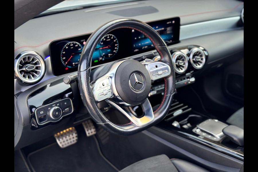 Mercedes-Benz CLA-Klasse 250 e AMG Line Pano Ambiance Led Plug in Hybride