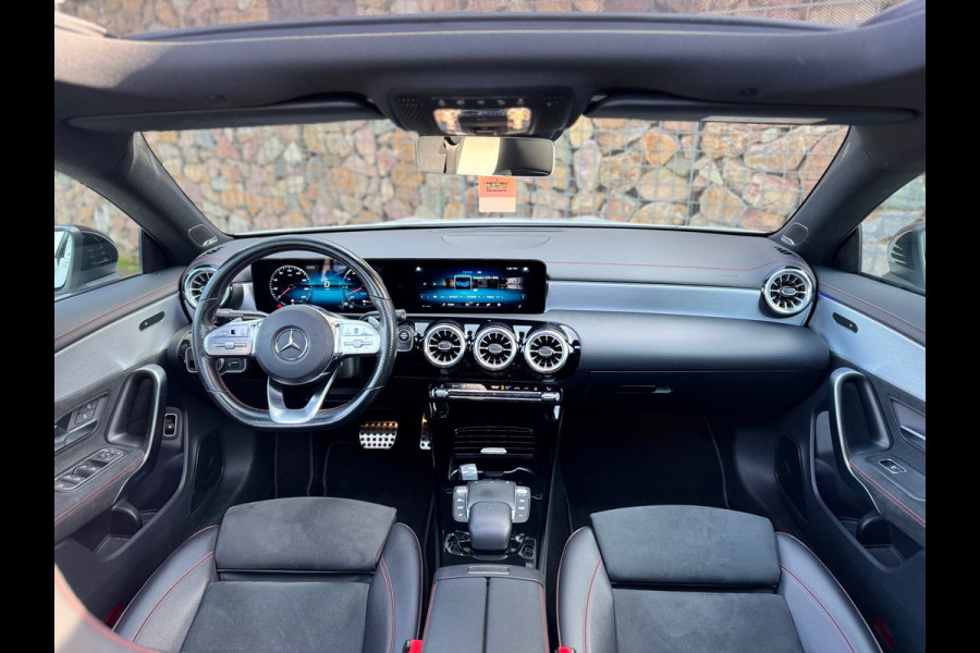 Mercedes-Benz CLA-Klasse 250 e AMG Line Pano Ambiance Led Plug in Hybride