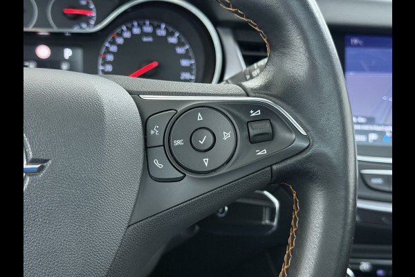 Opel Crossland X 1.2T 111pk AUTOMAAT Pano-Dak HUD 360°Camera Head-Up-Display Navi Ecc Apple Carplay Android Auto Pdc Innovation Cruise Control Lmv Bluetooth Isofix Regen-Lichtsensor LaneAssist