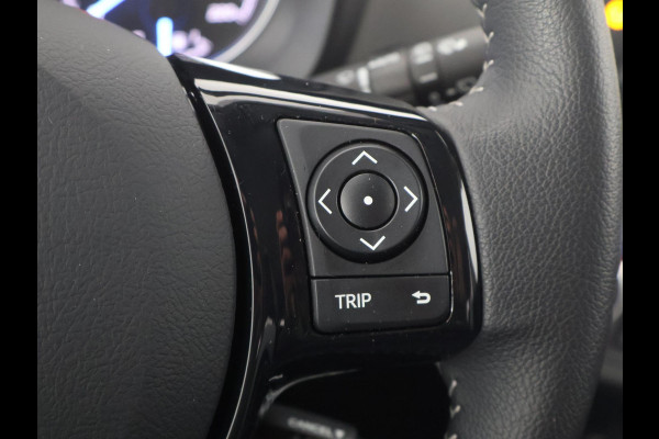 Toyota Yaris 1.5 Hybrid Dynamic RIJKLAAR PRIJS | Navigatie | Dealer onderhouden | 1e eigenaar | Direct beschikbaar |