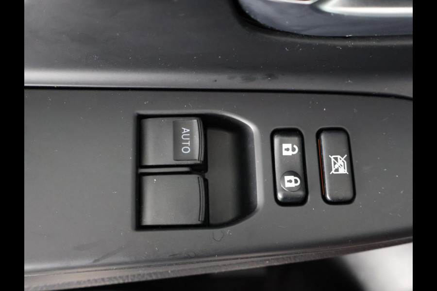 Toyota Yaris 1.5 Hybrid Dynamic RIJKLAAR PRIJS | Navigatie | Dealer onderhouden | 1e eigenaar | Direct beschikbaar |