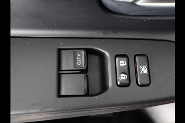 Toyota Yaris 1.5 Hybrid Dynamic RIJKLAAR PRIJS | Navigatie | Dealer onderhouden | 1e eigenaar | Direct beschikbaar |