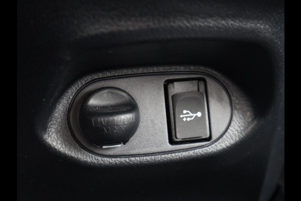 Toyota Yaris 1.5 Hybrid Dynamic RIJKLAAR PRIJS | Navigatie | Dealer onderhouden | 1e eigenaar | Direct beschikbaar |