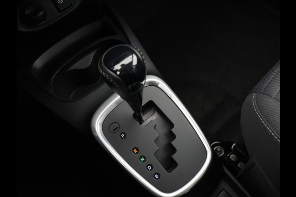 Toyota Yaris 1.5 Hybrid Dynamic RIJKLAAR PRIJS | Navigatie | Dealer onderhouden | 1e eigenaar | Direct beschikbaar |