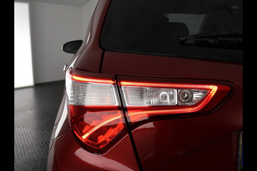 Toyota Yaris 1.5 Hybrid Dynamic RIJKLAAR PRIJS | Navigatie | Dealer onderhouden | 1e eigenaar | Direct beschikbaar |