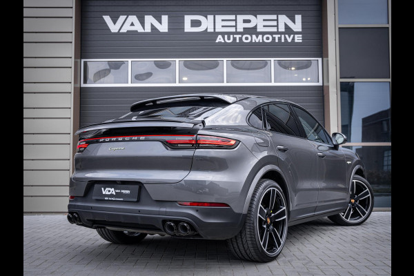 Porsche Cayenne Coupé 3.0 E-Hybrid - Sport Chrono l Panorama l Achter As Best. l Luchtvering l 22'' l Sfeerverl.