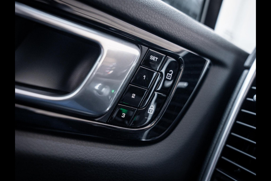 Porsche Cayenne Coupé 3.0 E-Hybrid - Sport Chrono l Panorama l Achter As Best. l Luchtvering l 22'' l Sfeerverl.