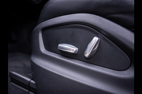 Porsche Cayenne Coupé 3.0 E-Hybrid - Sport Chrono l Panorama l Achter As Best. l Luchtvering l 22'' l Sfeerverl.