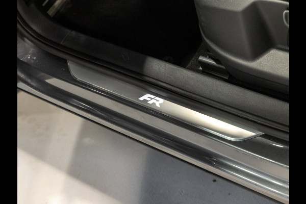 Seat Ateca 1.5 TSI FR Business Intense / 150pk / Panorama dak / Achteruitrij camera / Stoel en stuur verwarming /
