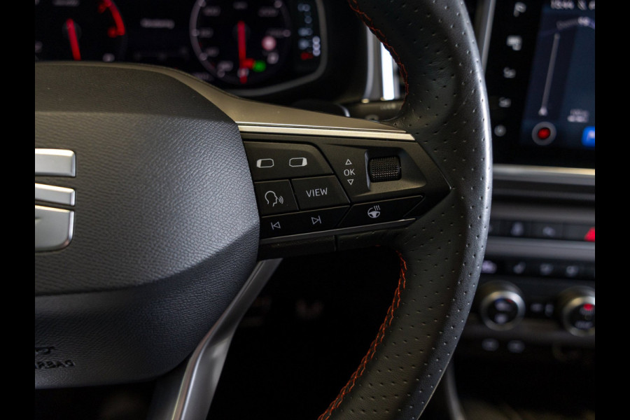 Seat Ateca 1.5 TSI FR Business Intense / 150pk / Panorama dak / Achteruitrij camera / Stoel en stuur verwarming /