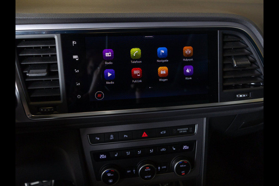 Seat Ateca 1.5 TSI FR Business Intense / 150pk / Panorama dak / Achteruitrij camera / Stoel en stuur verwarming /