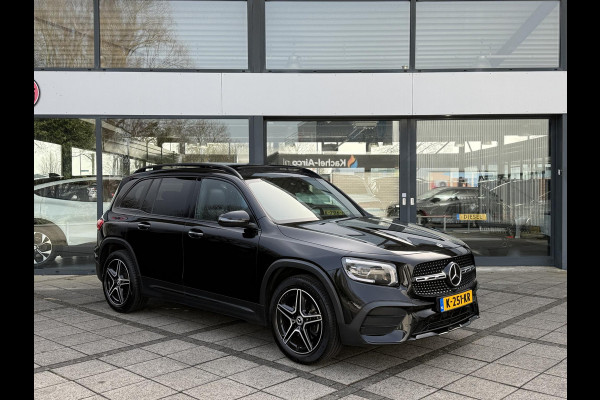 Mercedes-Benz Glb Aut. 180 Sol. AMG Edition | Burmester | Panorama | Camera | Multibeam LED | Sfeerverlichting |
