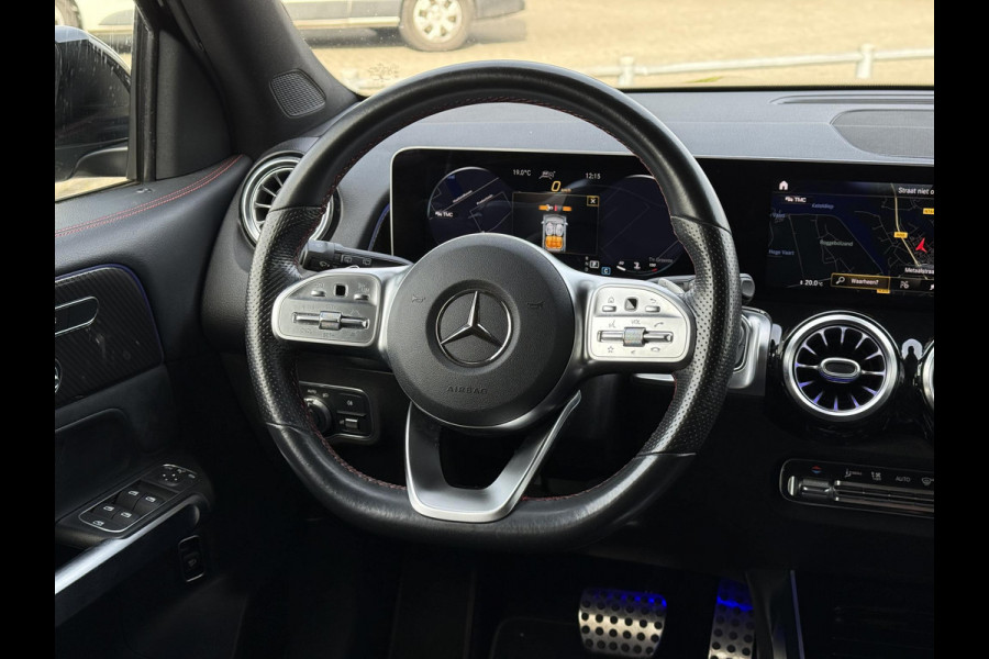 Mercedes-Benz Glb Aut. 180 Sol. AMG Edition | Burmester | Panorama | Camera | Multibeam LED | Sfeerverlichting |