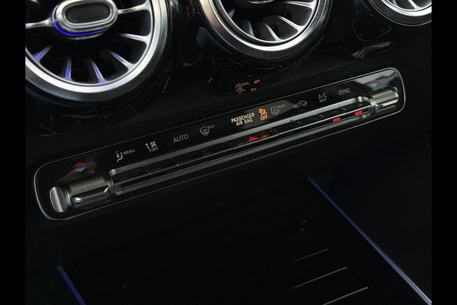 Mercedes-Benz Glb Aut. 180 Sol. AMG Edition | Burmester | Panorama | Camera | Multibeam LED | Sfeerverlichting |
