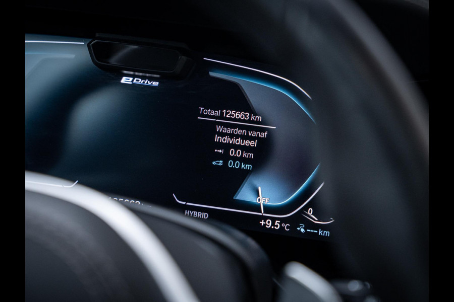 BMW X5 xDrive45e High Executive - M-Sport l Sky Lounge l Laser l Pano l Massage l HUD l ACC