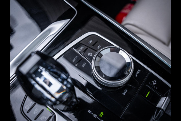 BMW X5 xDrive45e High Executive - M-Sport l Sky Lounge l Laser l Pano l Massage l HUD l ACC