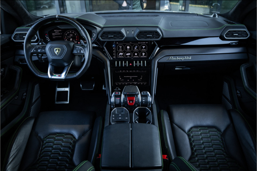 Lamborghini Urus 4.0 V8 - BTW | Keramisch | Panorama | B&O Adv. | Stoelmassage & Koeling