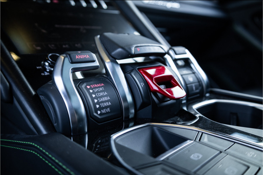 Lamborghini Urus 4.0 V8 - BTW | Keramisch | Panorama | B&O Adv. | Stoelmassage & Koeling