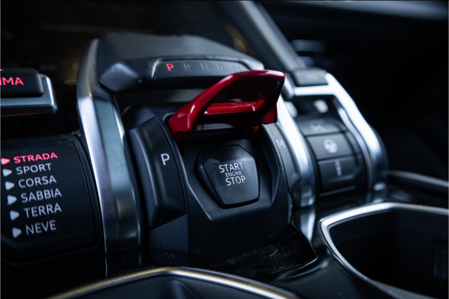 Lamborghini Urus 4.0 V8 - BTW | Keramisch | Panorama | B&O Adv. | Stoelmassage & Koeling