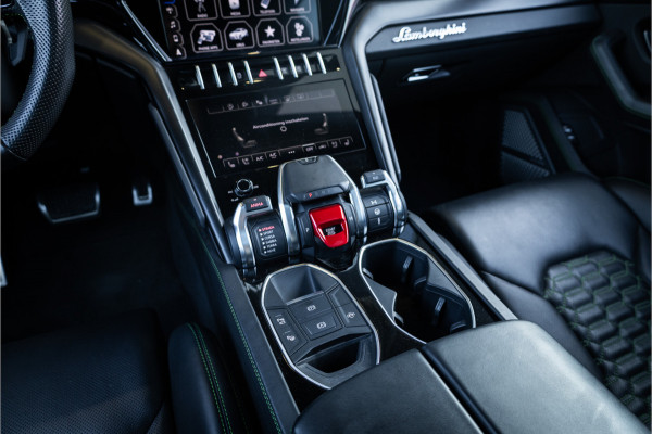 Lamborghini Urus 4.0 V8 - BTW | Keramisch | Panorama | B&O Adv. | Stoelmassage & Koeling